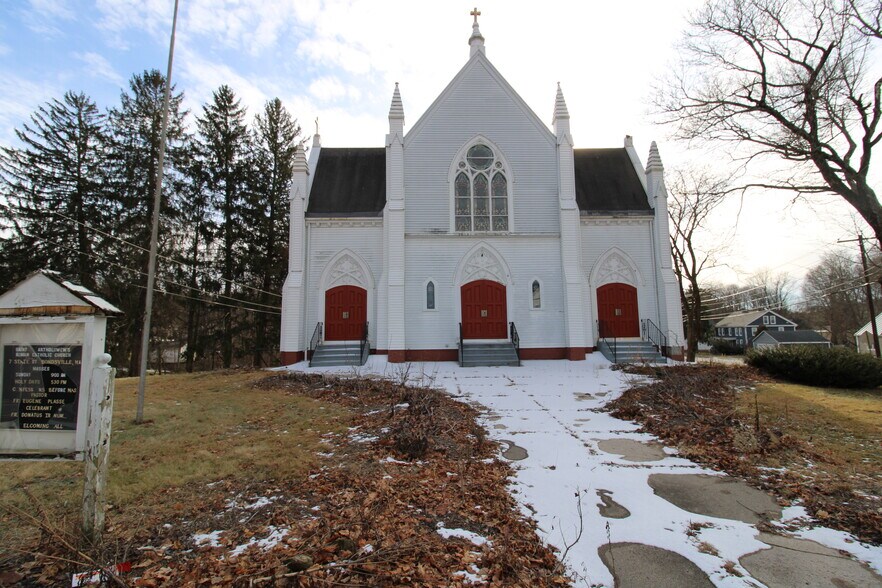 More Photos Of 1 State St, Bondsville Religious Facility For Sale