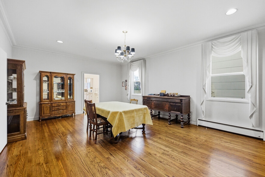 More Photos Of 3900 Balboa St, San Francisco Religious Facility For Sale