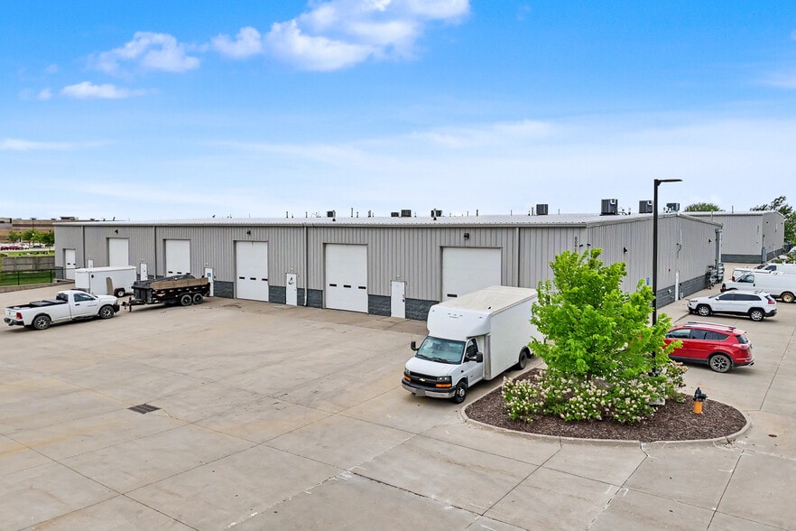 Primary Photo Of 808 SW Cherry St, Ankeny Distribution For Lease