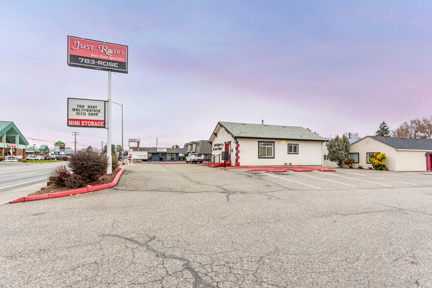 More Photos Of 5428 W Clearwater Ave, Kennewick Storefront Retail Office For Lease