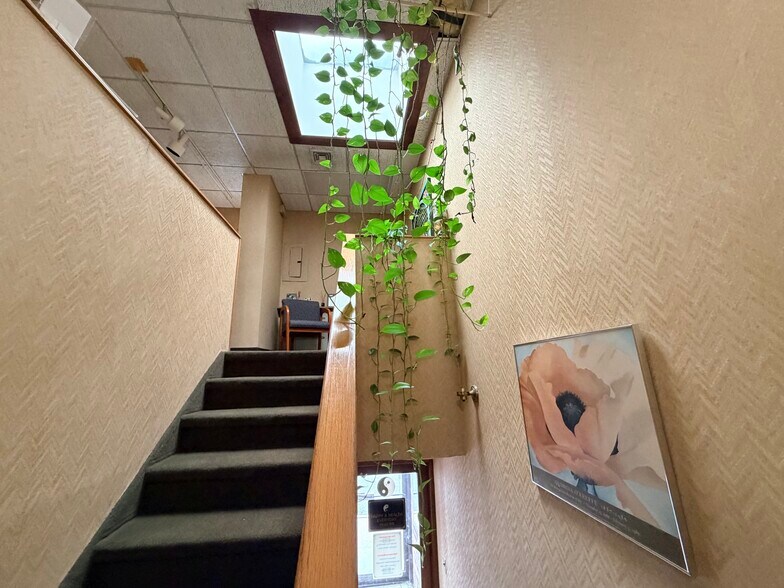 More Photos Of 2 Hillside Ave, Williston Park Medical For Lease