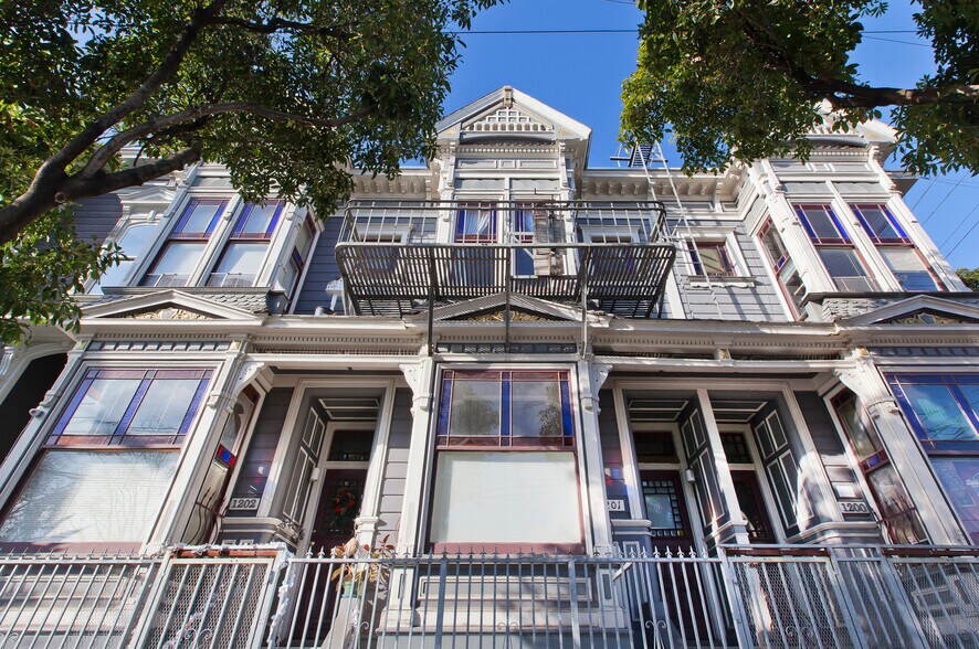 More Photos Of 1200 Treat Ave, San Francisco Apartments For Sale
