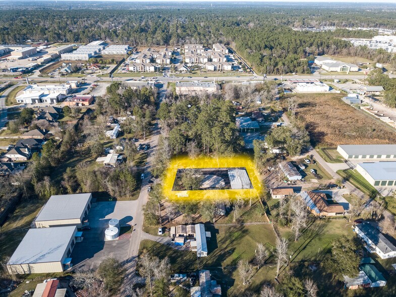 More Photos Of 33302 Sweetgum Ln, Magnolia Warehouse For Sale