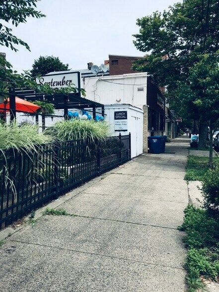 More Photos Of 758 State St, New Haven Restaurant For Sale
