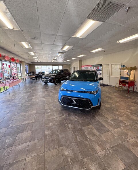 More Photos Of 4444 Highway 52 N, Rochester Auto Dealership For Sale