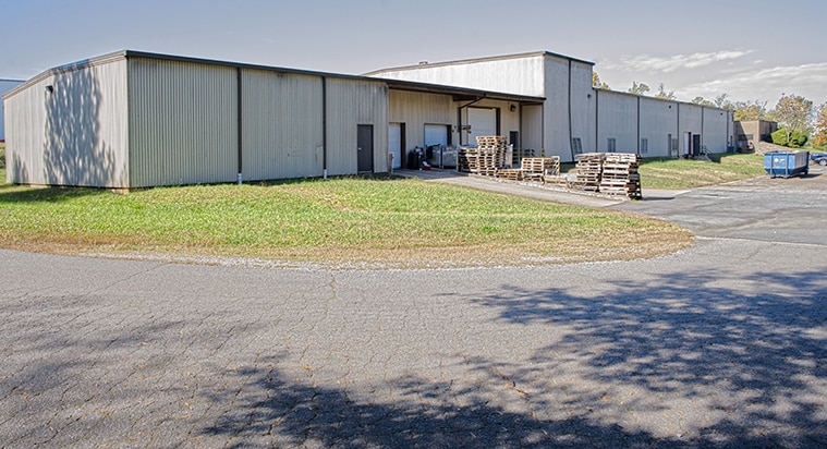 More Photos Of 2807 Transport St, Richmond Manufacturing For Sale