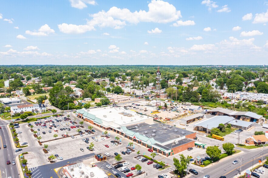 More Photos Of 1891 S State Rd, Upper Darby Unknown For Lease