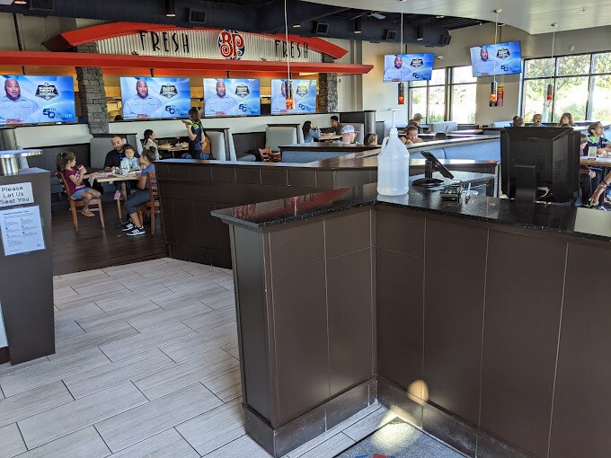 More Photos Of 16918 Twin Lakes Ave, Marysville Restaurant For Sale