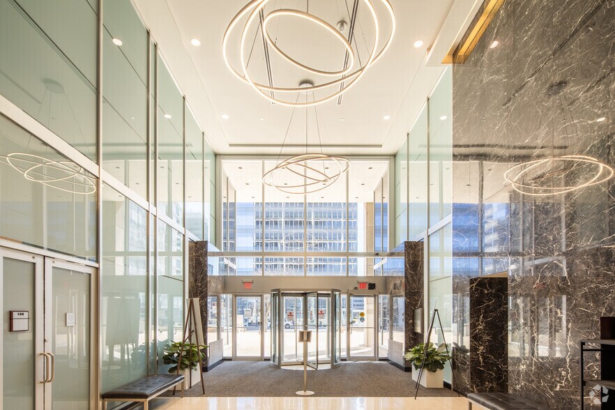 More Photos Of 7733 Forsyth Blvd, Clayton Coworking Space