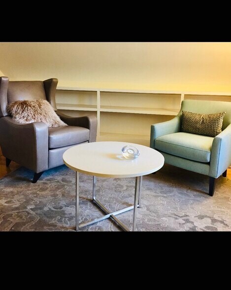 More Photos Of 1359 Centre St, Newton Office For Lease