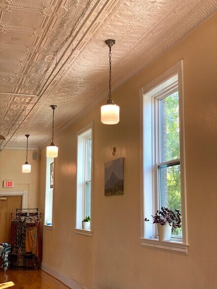 More Photos Of 17 Kellogg Ave, Amherst Storefront Retail Office For Lease