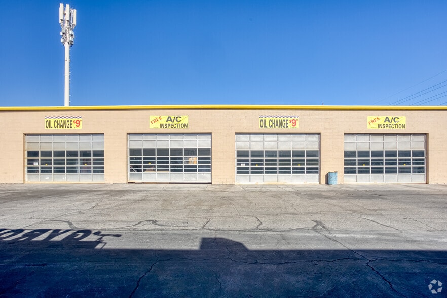 More Photos Of 4845 S Pecos Rd, Las Vegas Auto Repair For Sale
