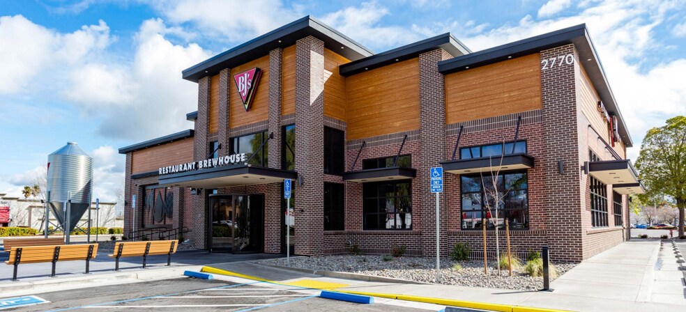 Primary Photo Of 2770 Naglee Rd, Tracy Restaurant For Sale