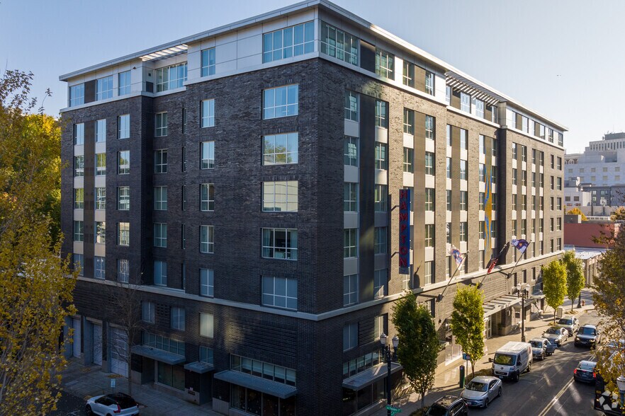 More Photos Of 325 NW Park Avenue, Portland Hotel For Lease