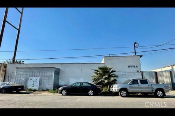 Primary Photo Of 1711 Bluff Rd, Montebello Service For Sale