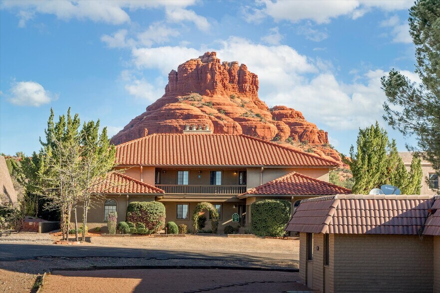 Primary Photo Of 100 Canyon Circle Dr, Sedona Apartments For Sale