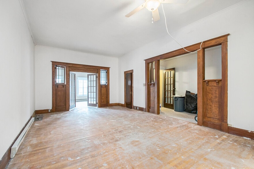 More Photos Of 111 Commercial St, Dowagiac Storefront Retail Residential For Sale