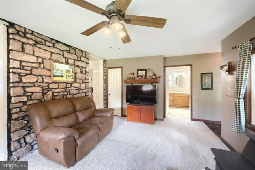 More Photos Of 4951 Carlisle Rd, Dover Industrial For Sale