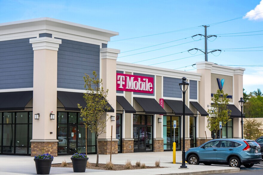 More Photos Of 1775 Washington St, Hanover Unknown For Lease