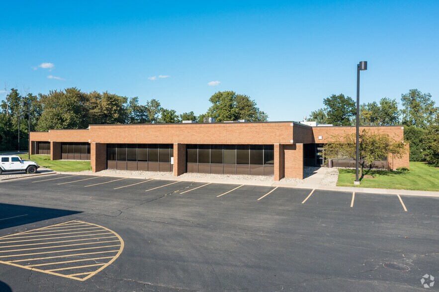 More Photos Of 14441 Rotunda Dr, Dearborn Manufacturing For Sale