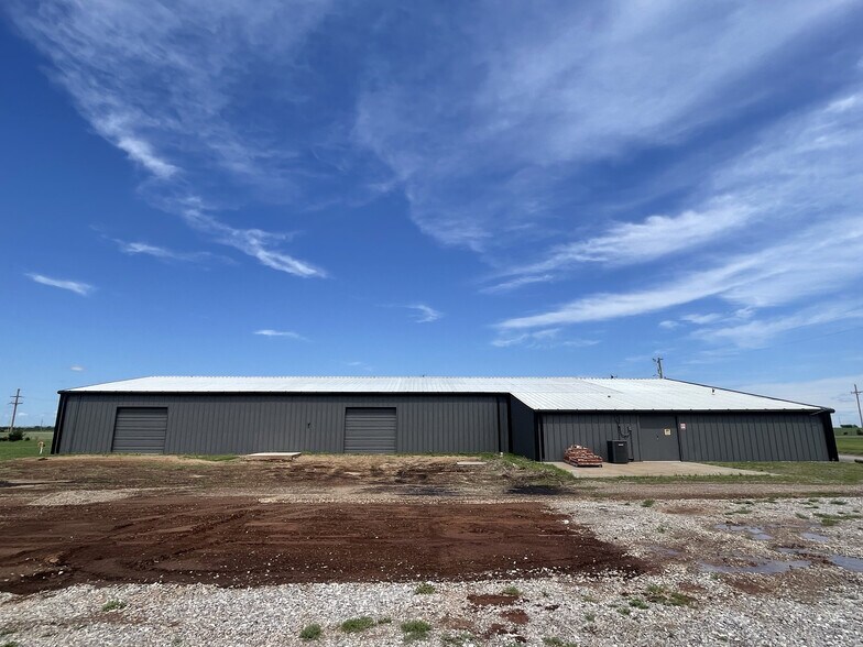 More Photos Of 5900 Moffat Rd NE, Piedmont Warehouse For Lease