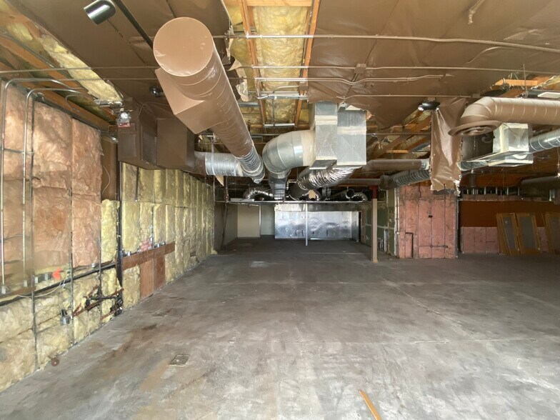 More Photos Of 4280-4302 E Indian School Rd, Phoenix Unknown For Lease