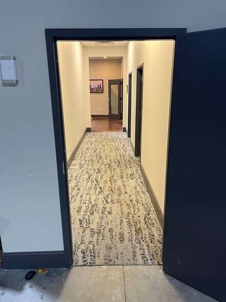 More Photos Of 4401 Bretton Ct NW, Acworth Distribution For Lease