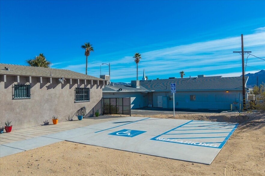 More Photos Of 5770 Adobe Rd, Twentynine Palms Freestanding For Sale