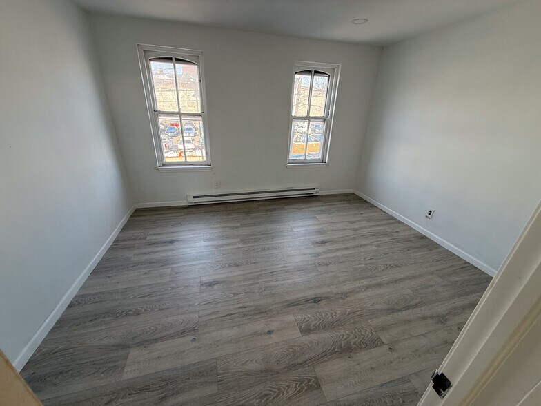 More Photos Of 524 Dekalb St, Norristown Office For Lease