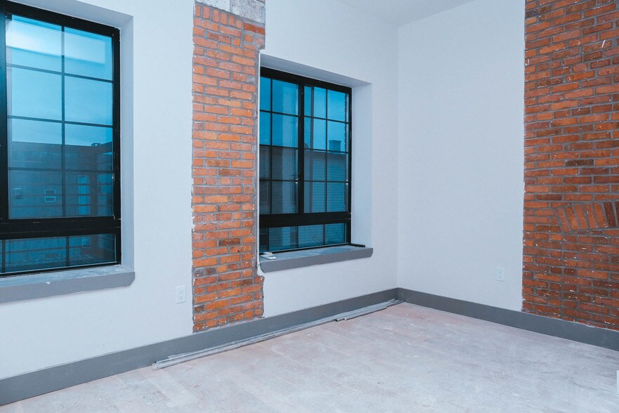 More Photos Of 281 Ellery St, Brooklyn Office Residential For Lease