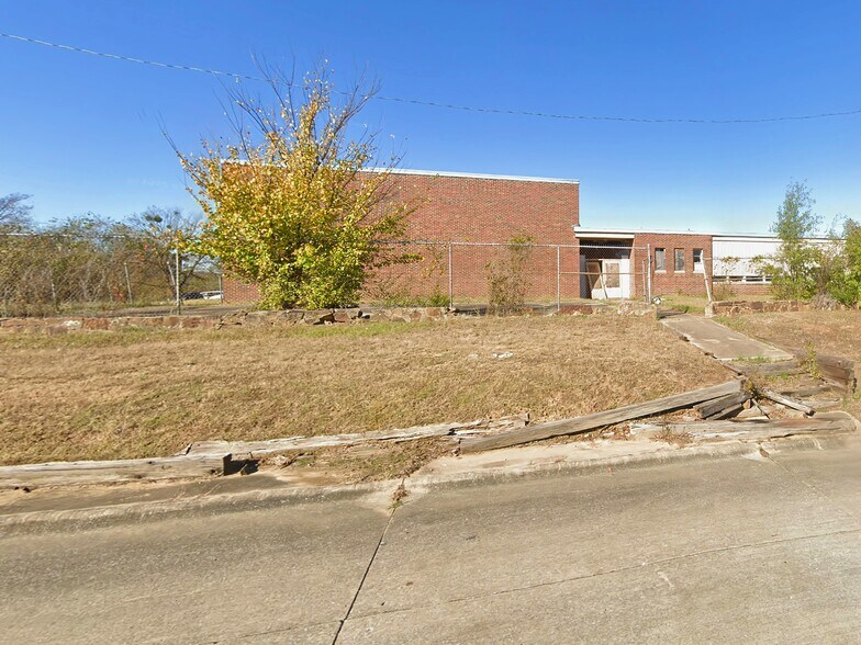 More Photos Of 1401 E Cherokee Ave, Mcalester Schools For Sale