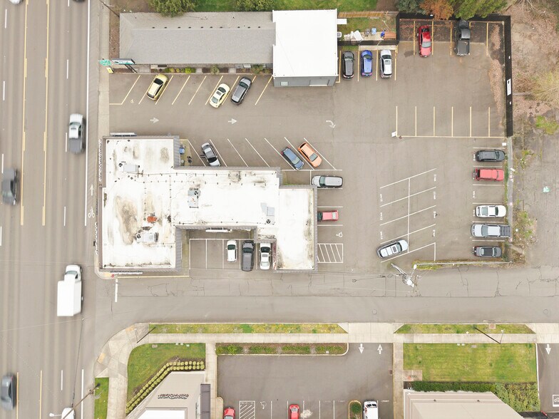 More Photos Of 12720 SW Pacific Hwy, Tigard General Retail For Sale