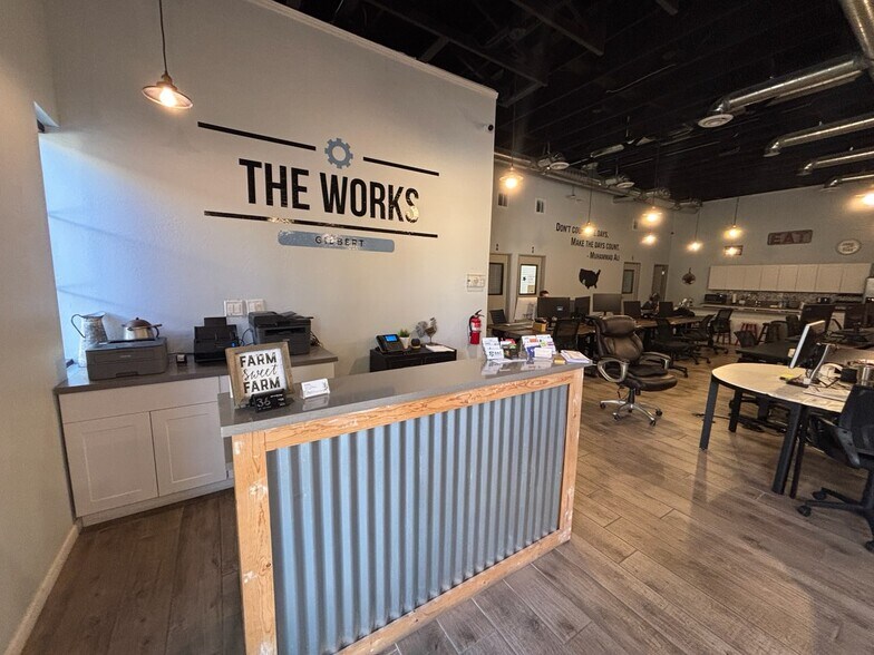 More Photos Of 1495 S Higley Rd, Gilbert Storefront Retail Office For Sale