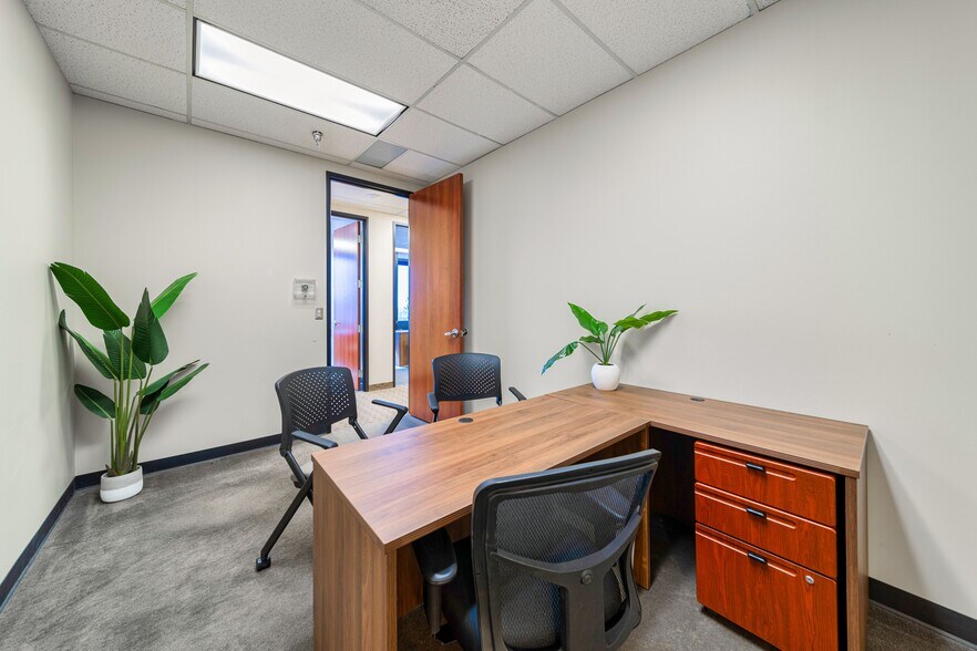 More Photos Of 1400 Preston Rd, Plano Coworking Space