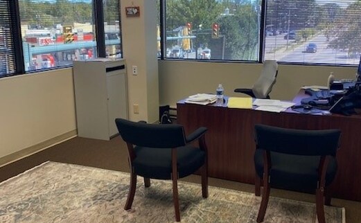 More Photos Of 374 Maple Ave E, Vienna Office For Lease
