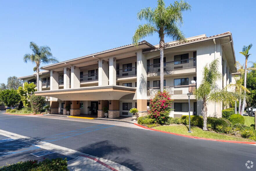 More Photos Of 2700 Hotel Terrace Dr, Santa Ana Hotel For Sale