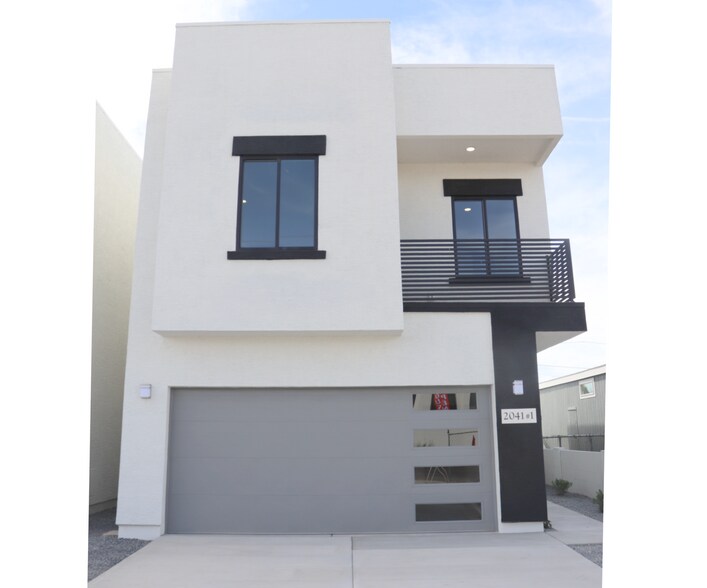 More Photos Of 2051 E Michigan Ave, Phoenix Apartments For Sale