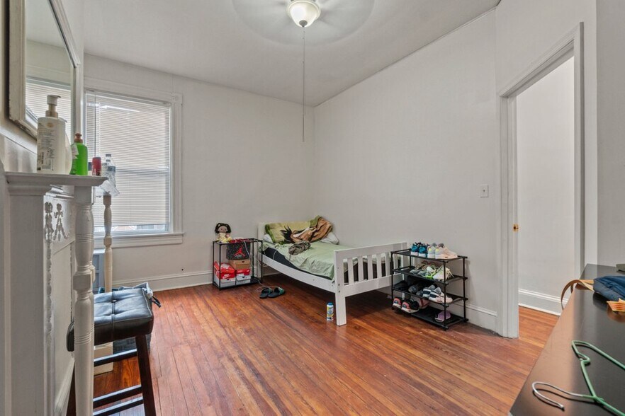 More Photos Of 217 E Preston St, Baltimore Apartments For Sale