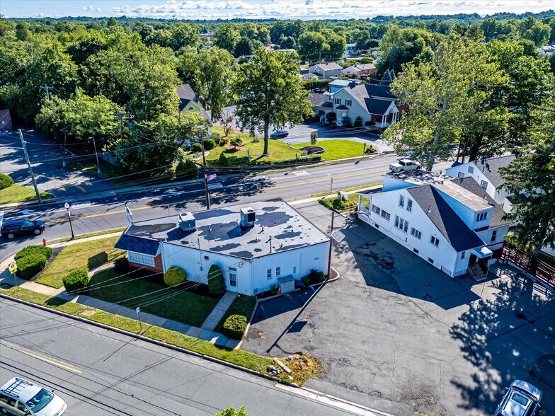 More Photos Of 2412 Plainfield Ave, South Plainfield Office For Sale
