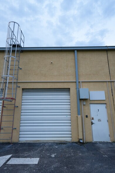 More Photos Of 13605 SW 149th Ave, Miami Warehouse For Sale