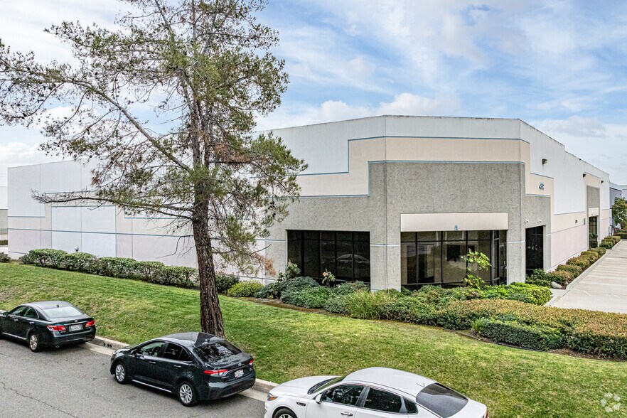 More Photos Of 4802 Littlejohn St, Baldwin Park Warehouse For Lease