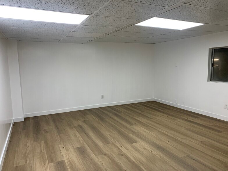 More Photos Of 3939 E Cesar E Chavez Ave, Los Angeles Flex For Lease
