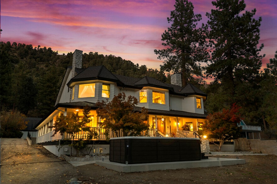 More Photos Of 790 California 2, Wrightwood Specialty For Sale