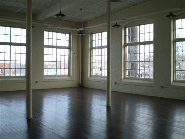 More Photos Of 560 Mineral Spring Ave, Pawtucket Warehouse For Lease