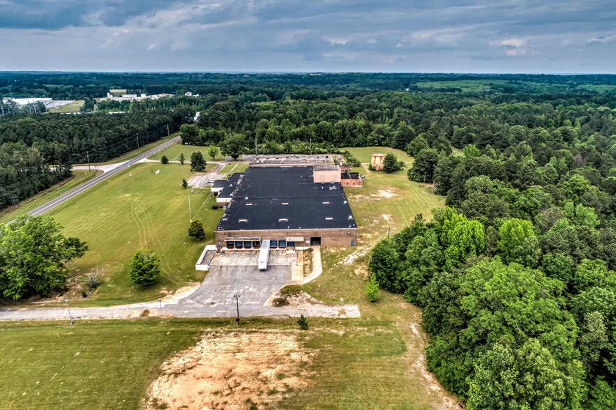 More Photos Of 1664 Sharon Rd, Washington Warehouse For Sale