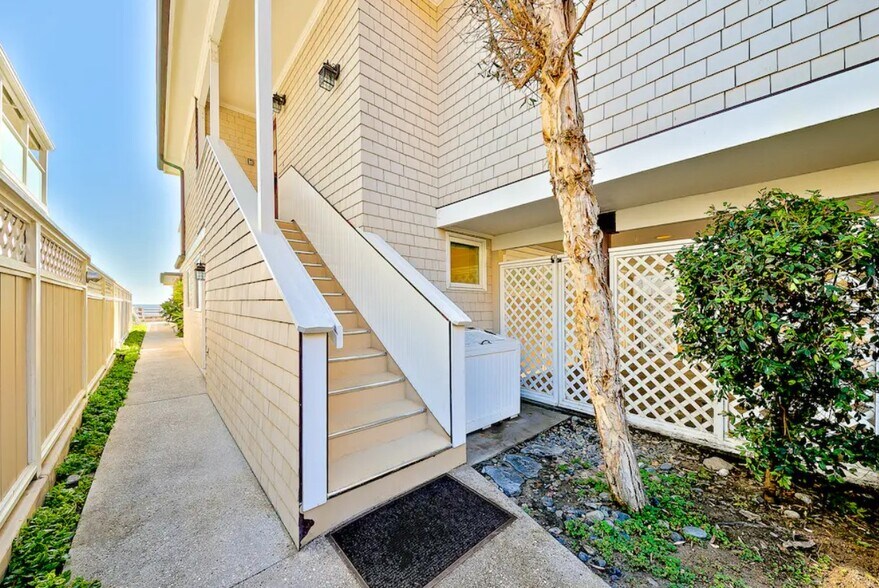 More Photos Of 35087 Beach Rd, Dana Point Apartments For Sale