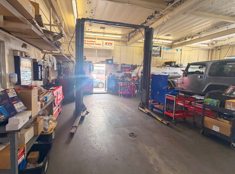 More Photos Of 1780 Clark Ave, Long Beach Auto Repair For Sale
