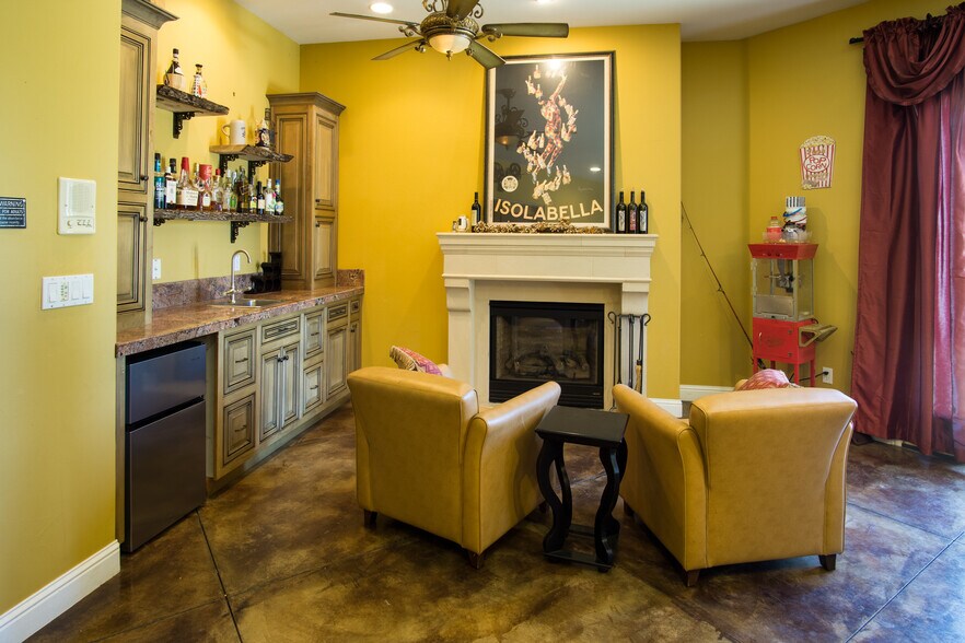 More Photos Of 7071 Ridge Road, Newcastle Winery Vineyard For Sale