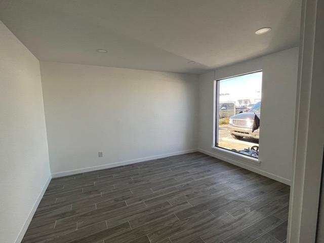 More Photos Of 2850-2852 47th Ave N, Saint Petersburg Warehouse For Sale
