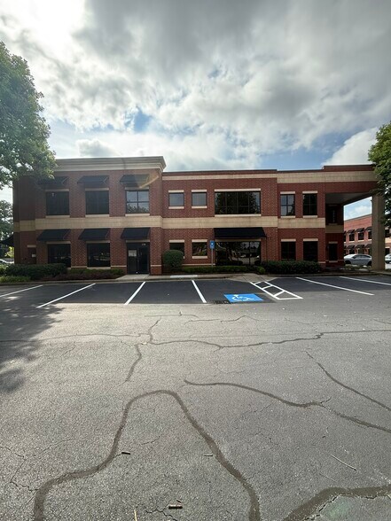 More Photos Of 1880 W Oak Pky, Marietta Light Distribution For Sale